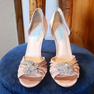Betsey Johnson Satin Pumps 7.5